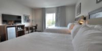 holiday-inn-hotel-and-suites-pigeon-forge-6542187653-2x1.jpg