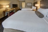 QUAD_QUEEN_BEDROOM_3046.jpg